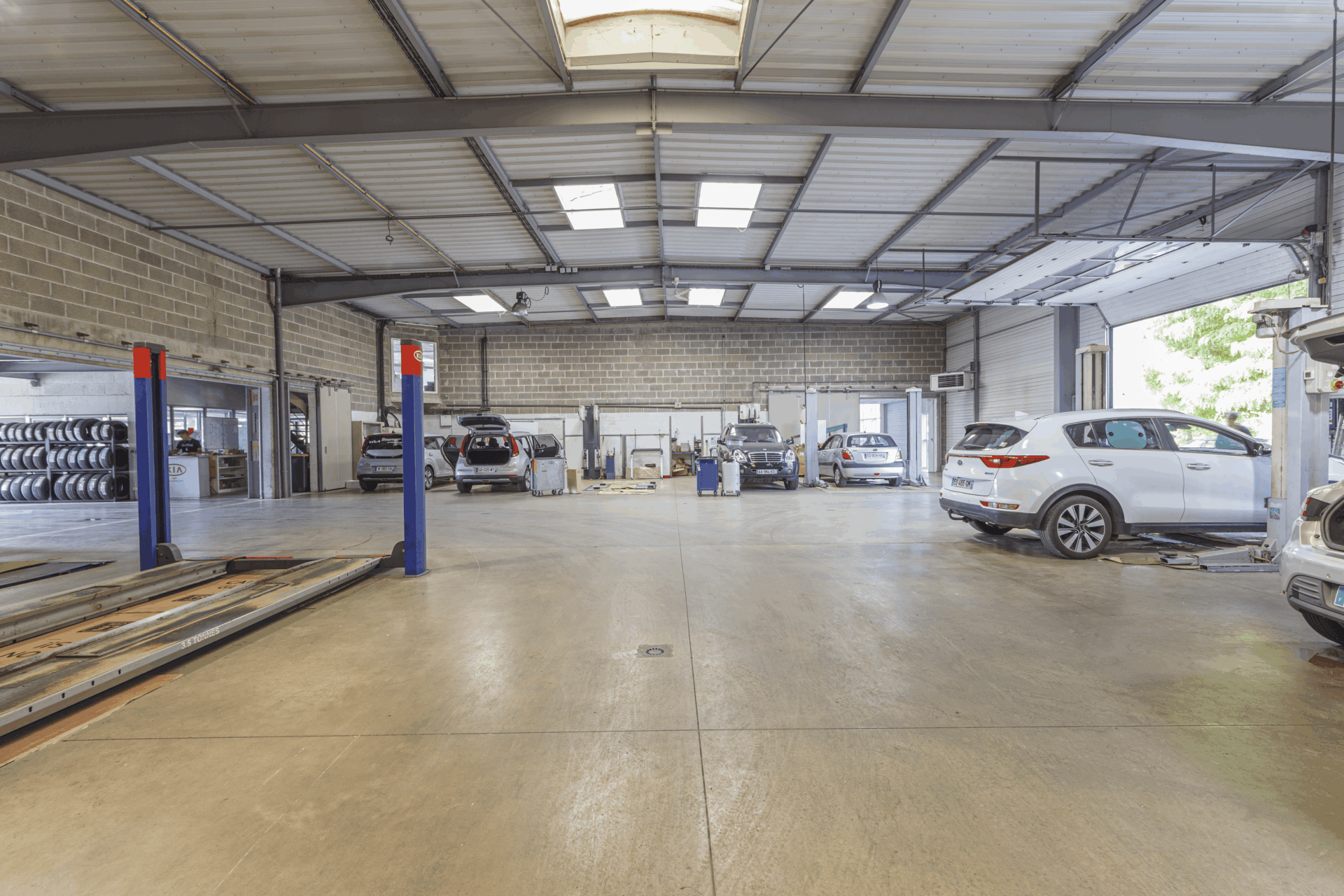 Bourny Automobiles Concessionnaire Auto A Laval EPyciPe82o6Rj8rR3Pn59Q