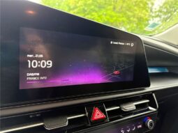 
										Kia Niro full									