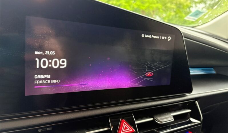 
								Kia Niro full									