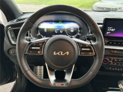 
										Kia CEED full									