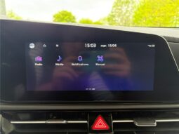 
										Kia Niro full									