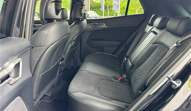 
								Kia Sportage full									