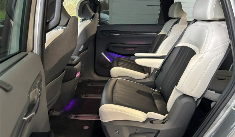 
								Kia EV9 full									