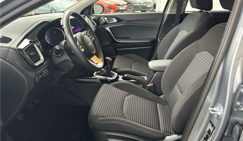 
								Kia CEED full									