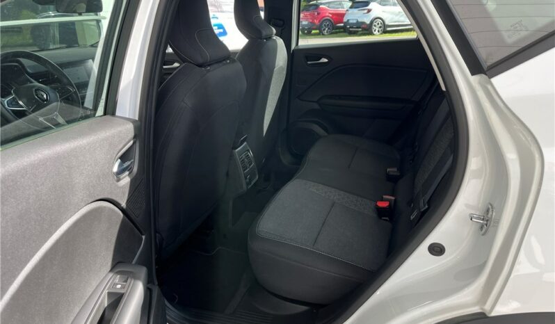 
								Renault Captur full									