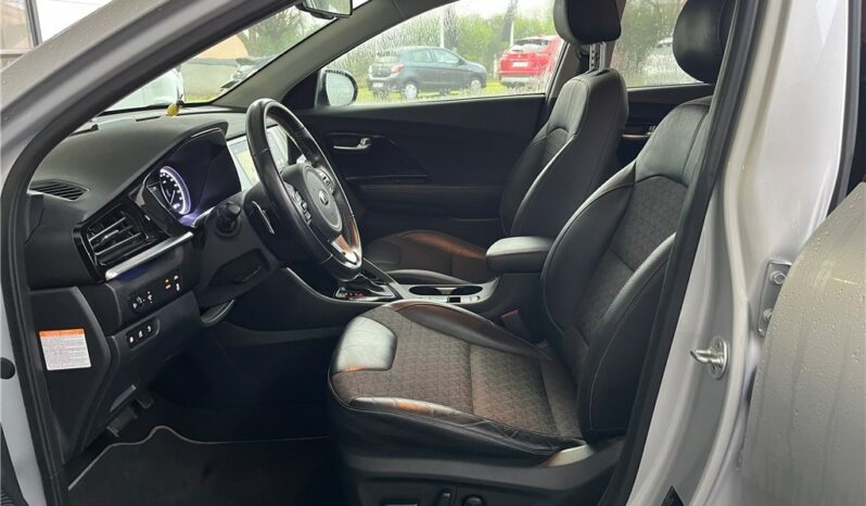 
								Kia Niro full									