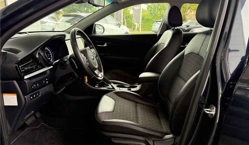 
								Kia Niro full									
