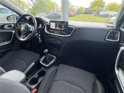 
										Kia CEED full									