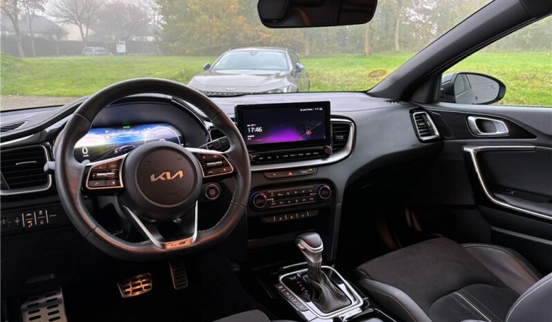 
								Kia CEED full									