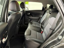
										Kia Niro full									