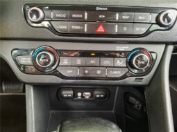 
										Kia Niro full									