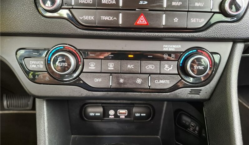 
								Kia Niro full									