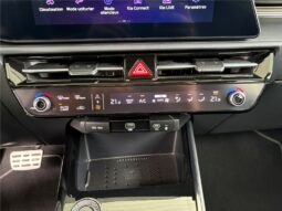 
										Kia Niro full									