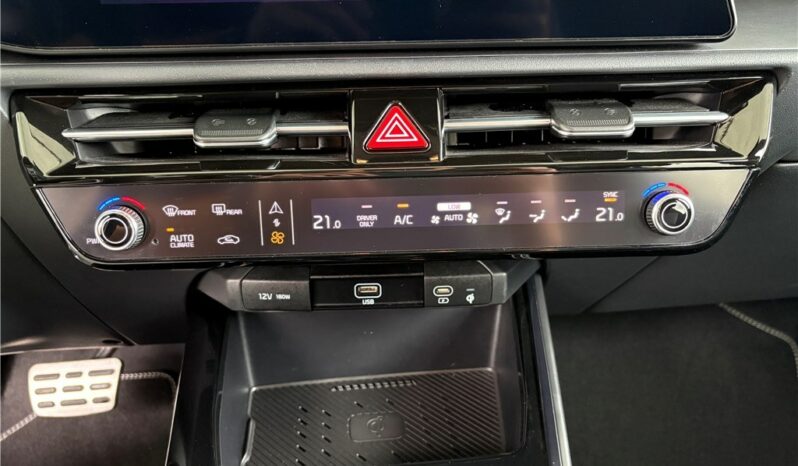 
								Kia Niro full									