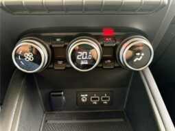 
										Renault Captur full									