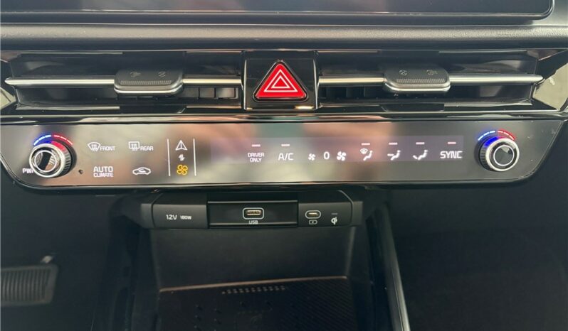 
								Kia Niro full									