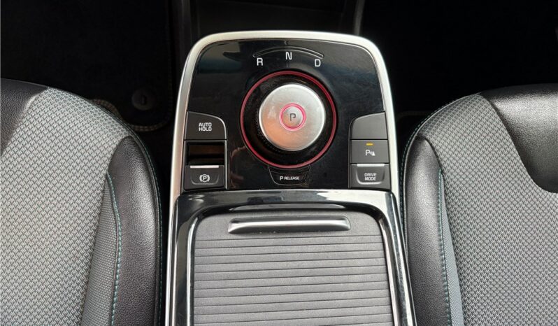 
								Kia Niro full									