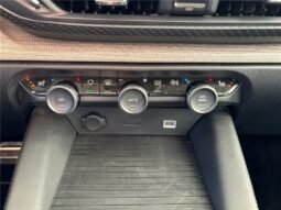 
										Citroën C5 X full									