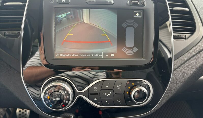 
								Renault Captur full									