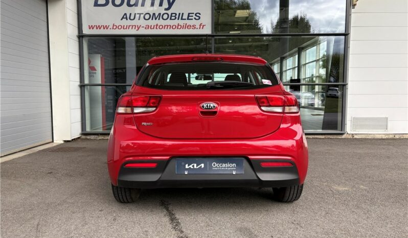 
								Kia Rio full									