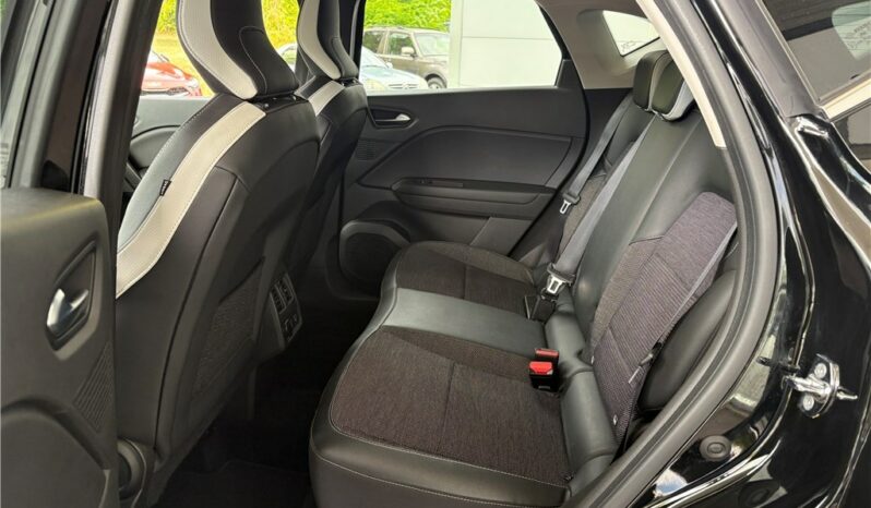 
								Renault Captur full									