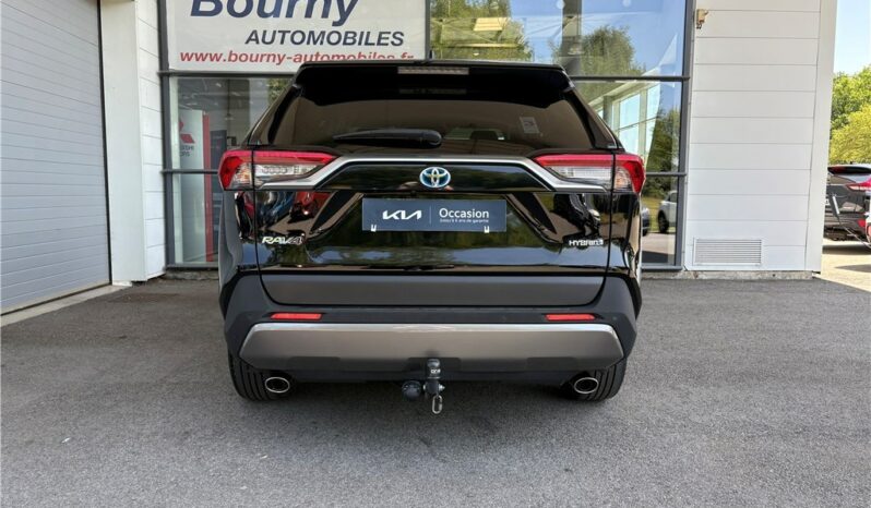 
								Toyota RAV4 full									