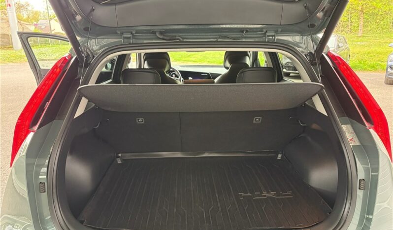 
								Kia Niro full									