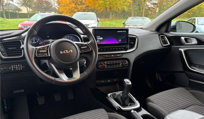 
								Kia CEED full									