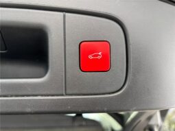 
										Citroën C5 X full									