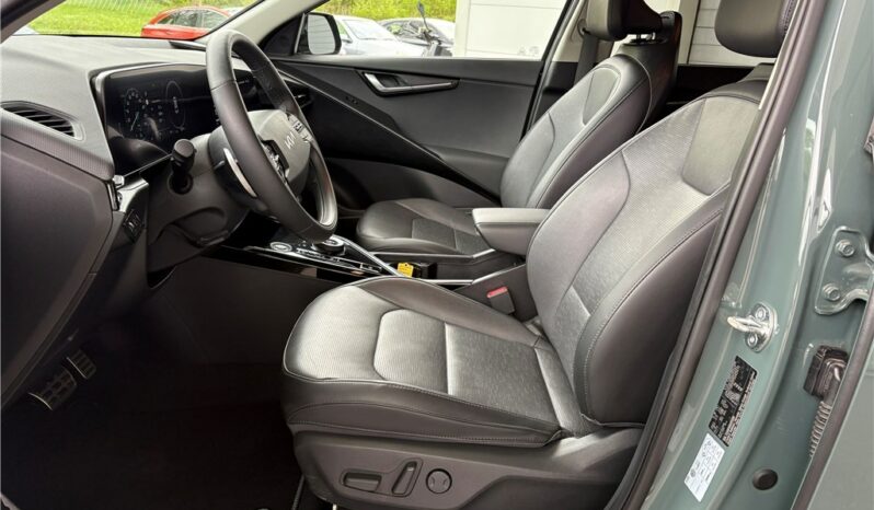 
								Kia Niro full									