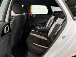 
										Kia CEED full									