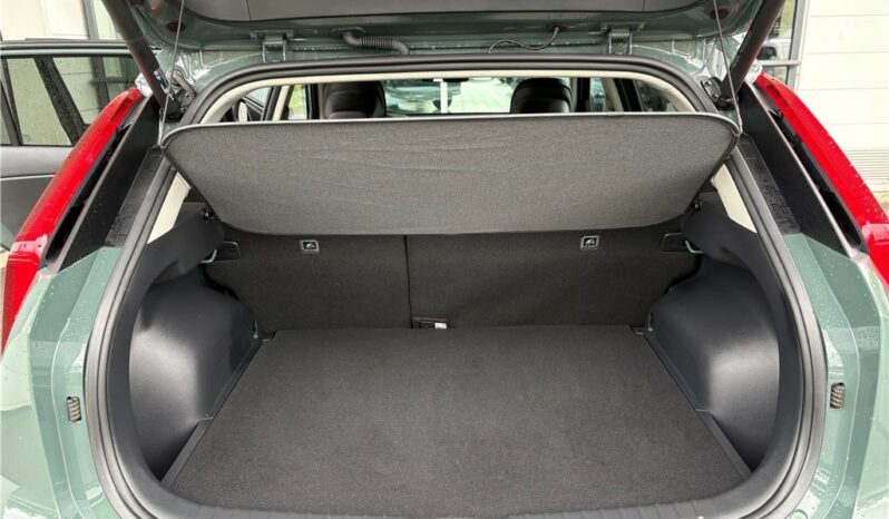 
								Kia Niro full									