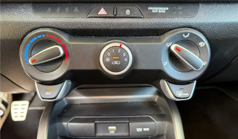 
								Kia Rio full									
