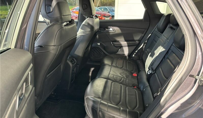 
								Citroën C5 X full									