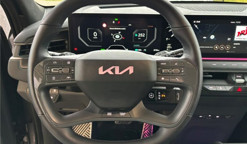 
								Kia EV9 full									