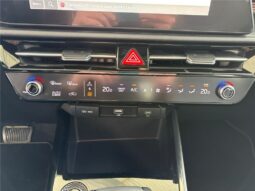 
										Kia Niro full									