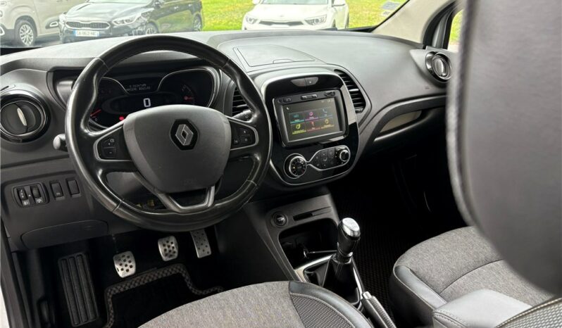 
								Renault Captur full									