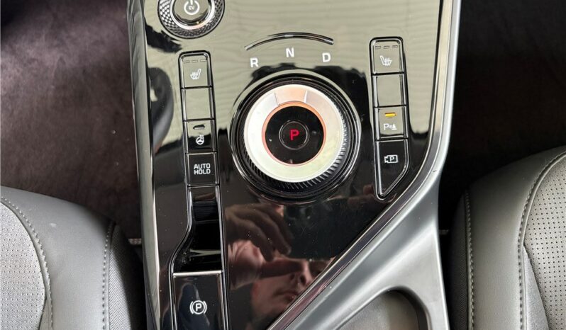 
								Kia Niro full									