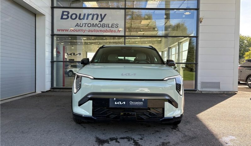 
								Kia EV3 full									