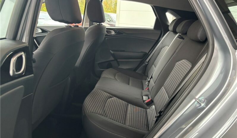 
								Kia CEED full									
