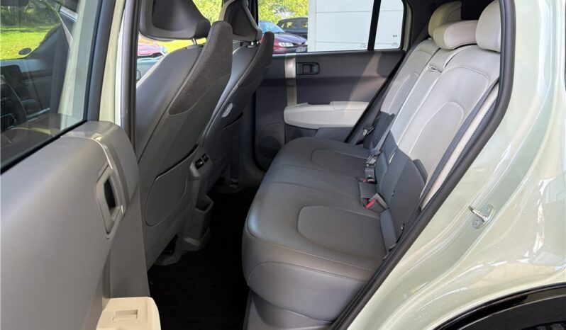
								Kia EV3 full									