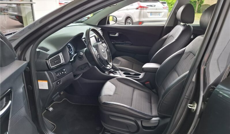 
								Kia Niro full									