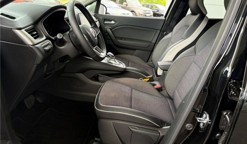 
								Renault Captur full									