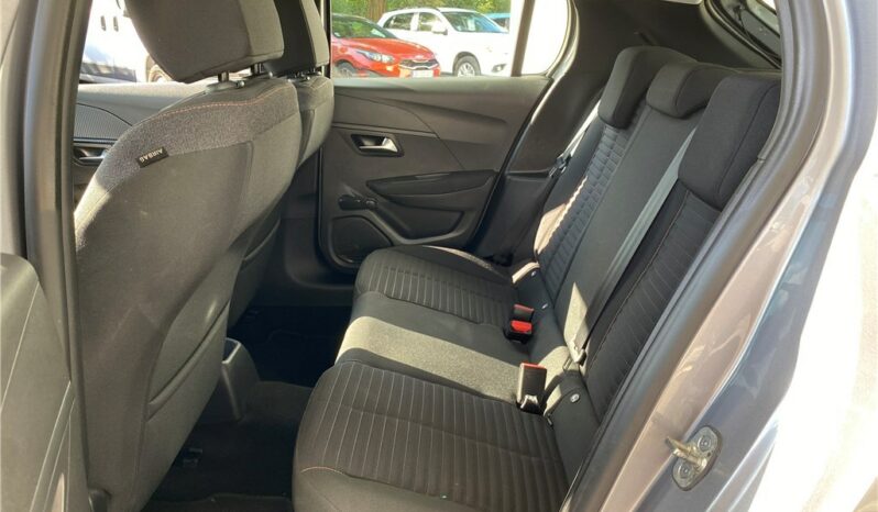 
								Peugeot 208 full									