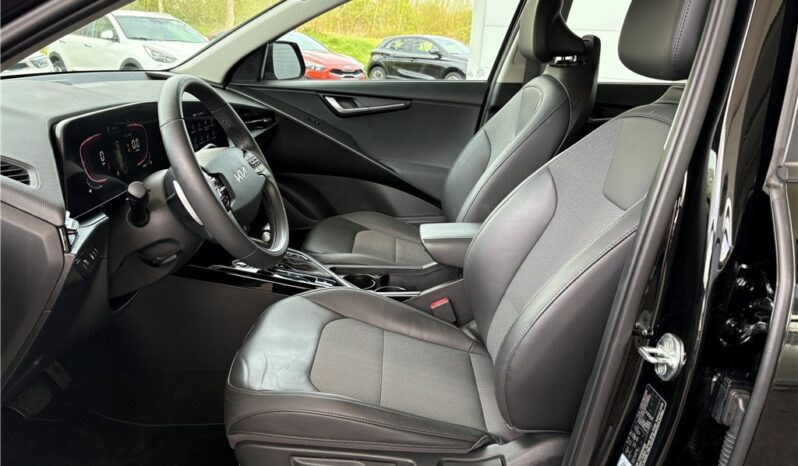 
								Kia Niro full									