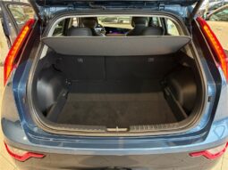 
										Kia Niro full									