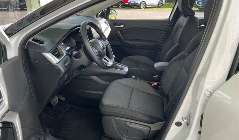 
								Renault Captur full									