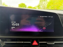 
										Kia Niro full									