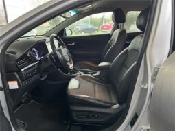 
										Kia Niro full									