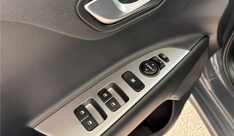
								Kia Rio full									